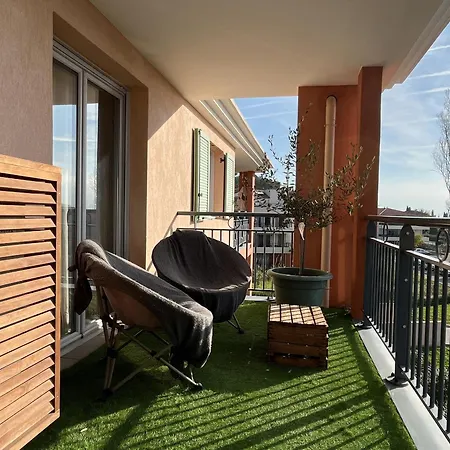 Superbe T3 Climatise Avec Piscine Et Parking Securise A - Fr-1-677-38 Bormes-les-Mimosas